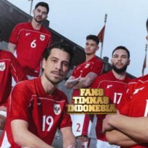 Timnas Indonesia Diwarnai Pemain Naturalisasi Saat Hadapi China, Digendong atau senjata makan tuan? Timnas Indonesia Diwarnai Pemain Naturalisasi Saat Hadapi China, Digendong atau senjata makan tuan?