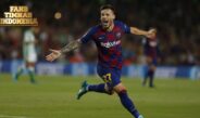 Duh! Eks Barcelona Carles Perez Digigit Anjing di Area Vital, Dilarikan ke RS