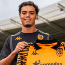 Anak Ronaldinho Resmi Merapat ke Klub Divisi Dua Inggris