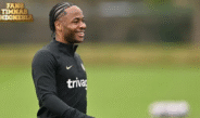 STERLING DIASINGKAN CHELSEA, TETAP TOLAK PINDAH KE SAUDI