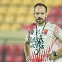 Kelakar Pelatih Persijap Jelang Lawan Bhayangkara FC: “Kalau Bisa, Saya Ikut Main!”