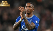 MANTAN KAPTEN MU ASHLEY YOUNG UMUMKAN PENSIUN, AKHIRI 23 TAHUN KARIER DI SEPAK BOLA